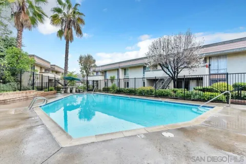 a picture of city view