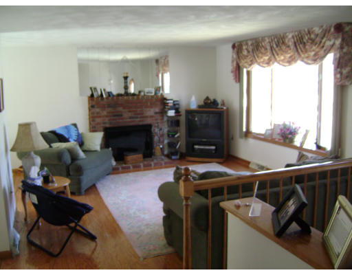 1 Patriot Road Stoneham, MA 02180 - Photo 3 of 19 Gallery Image 3