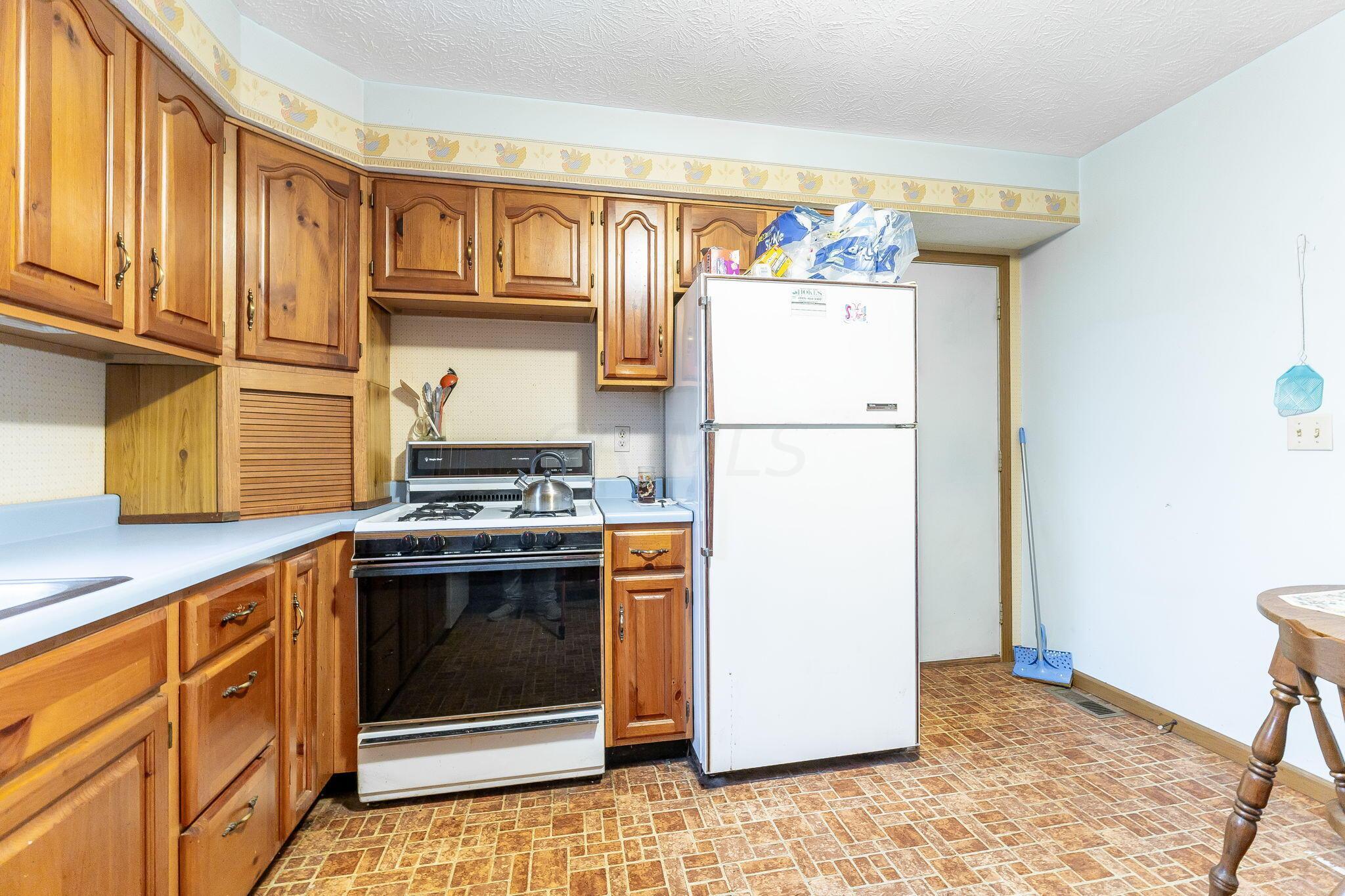 487 Meadow Lane Springfield, OH 45505 - Photo 21 of 58 487 Meadow Ln (Interior)-12