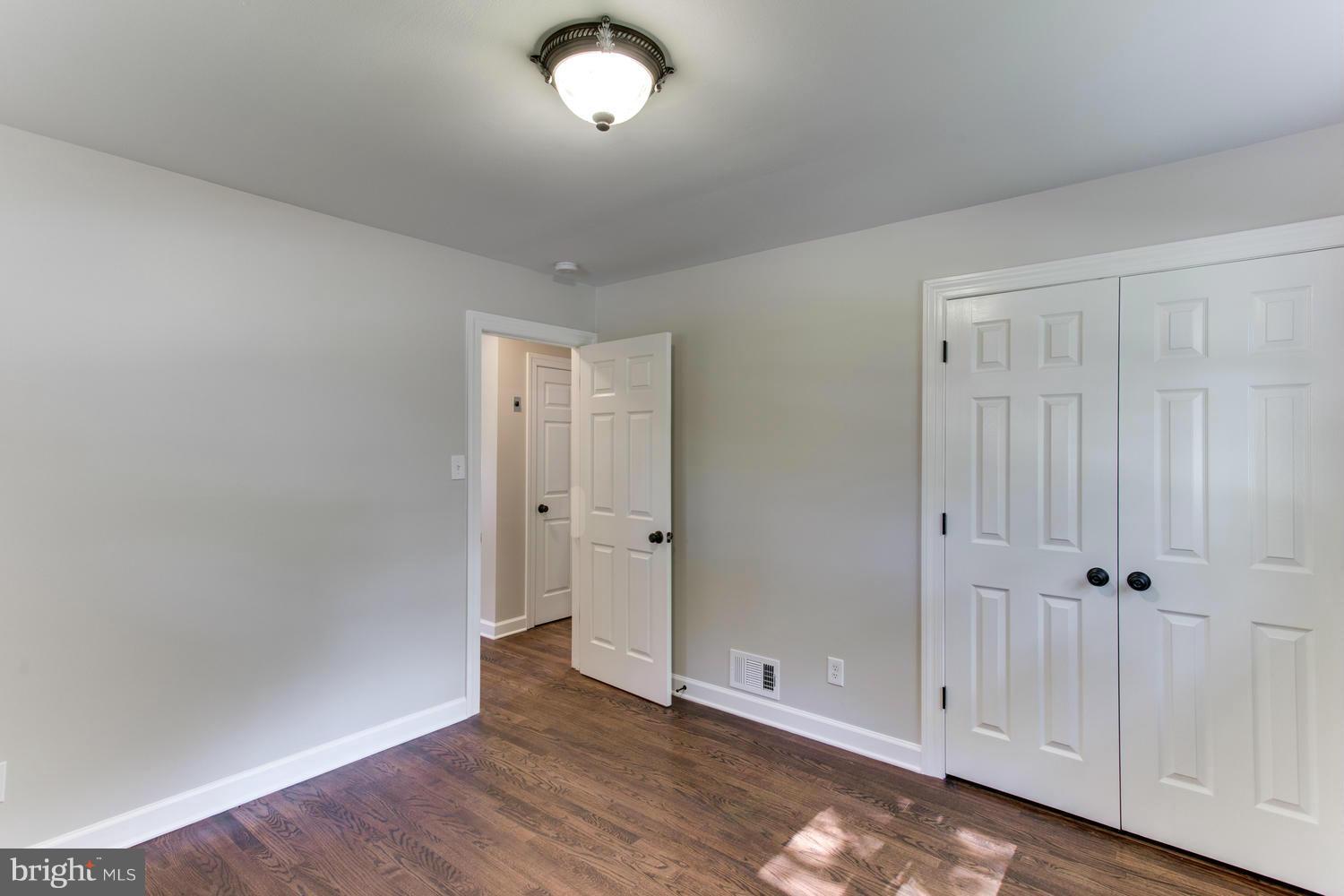 104 Rolling Road Gaithersburg, MD 20877 - Photo 8 of 16 Bedroom 1