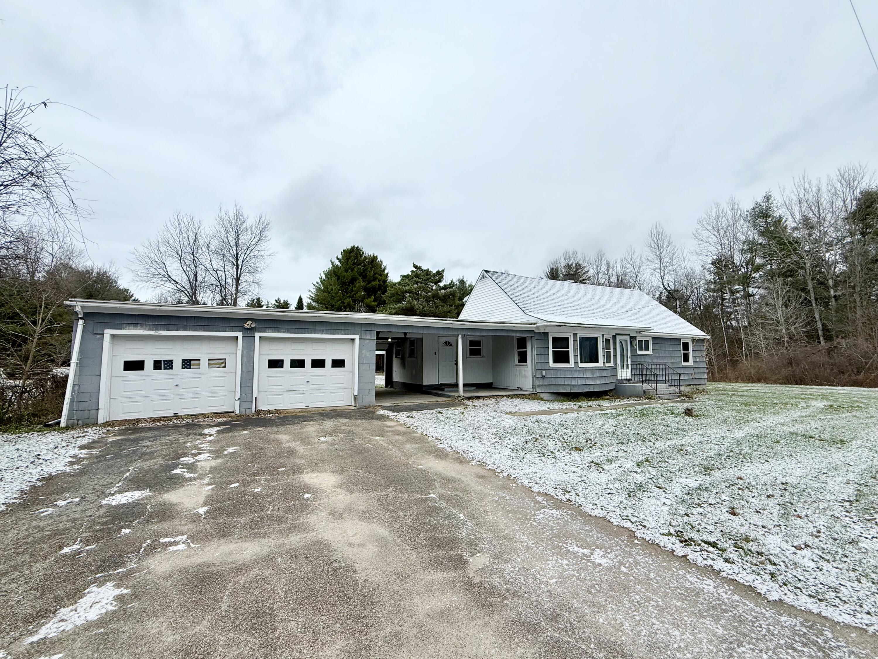 328 Salmon River Road Plattsburgh, NY 12901 - Photo 1 of 16 Gallery Image 1