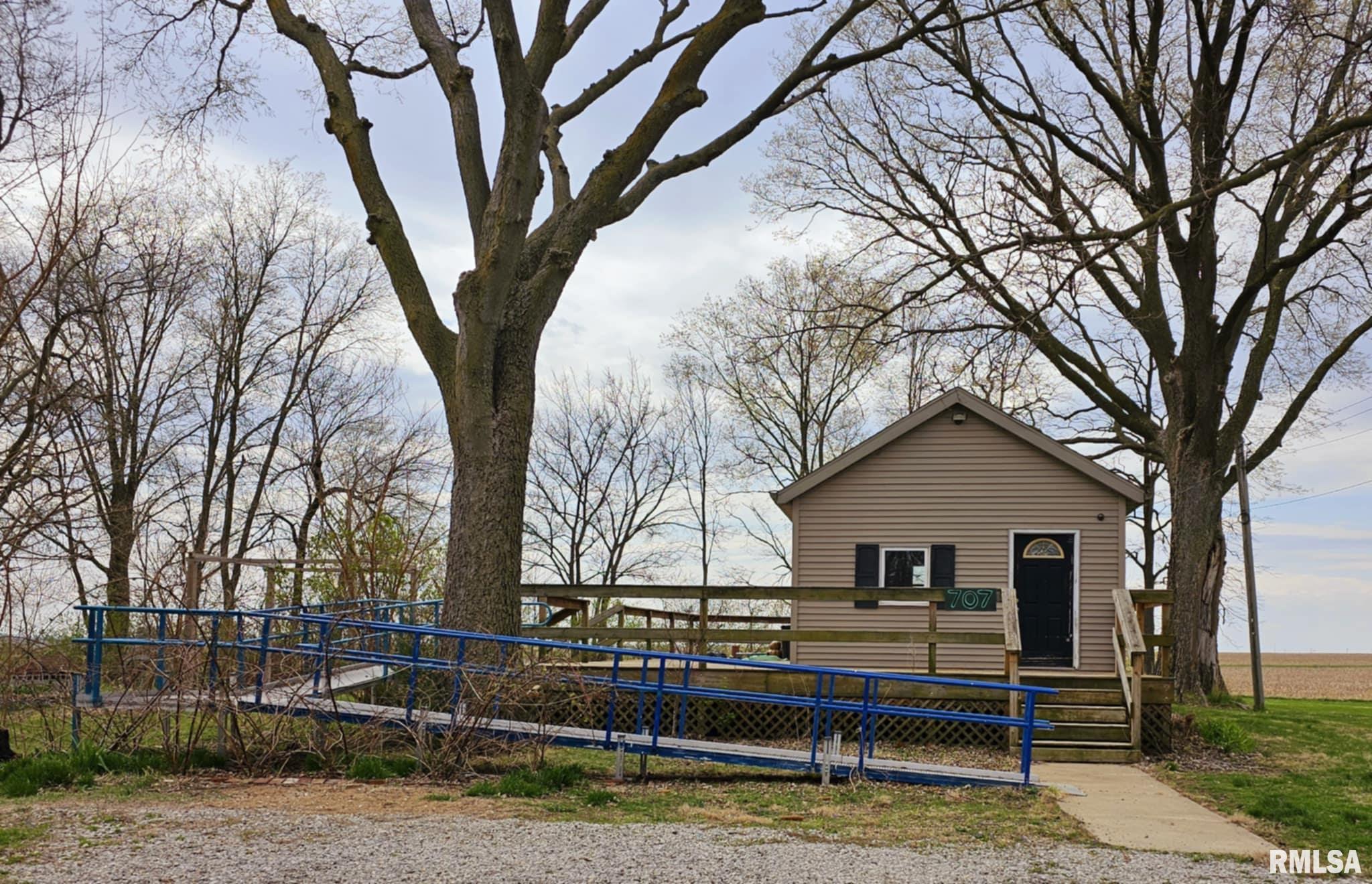 707 South Walnut Street Delavan, IL 61734 - Photo 1 of 22 Gallery Image 1