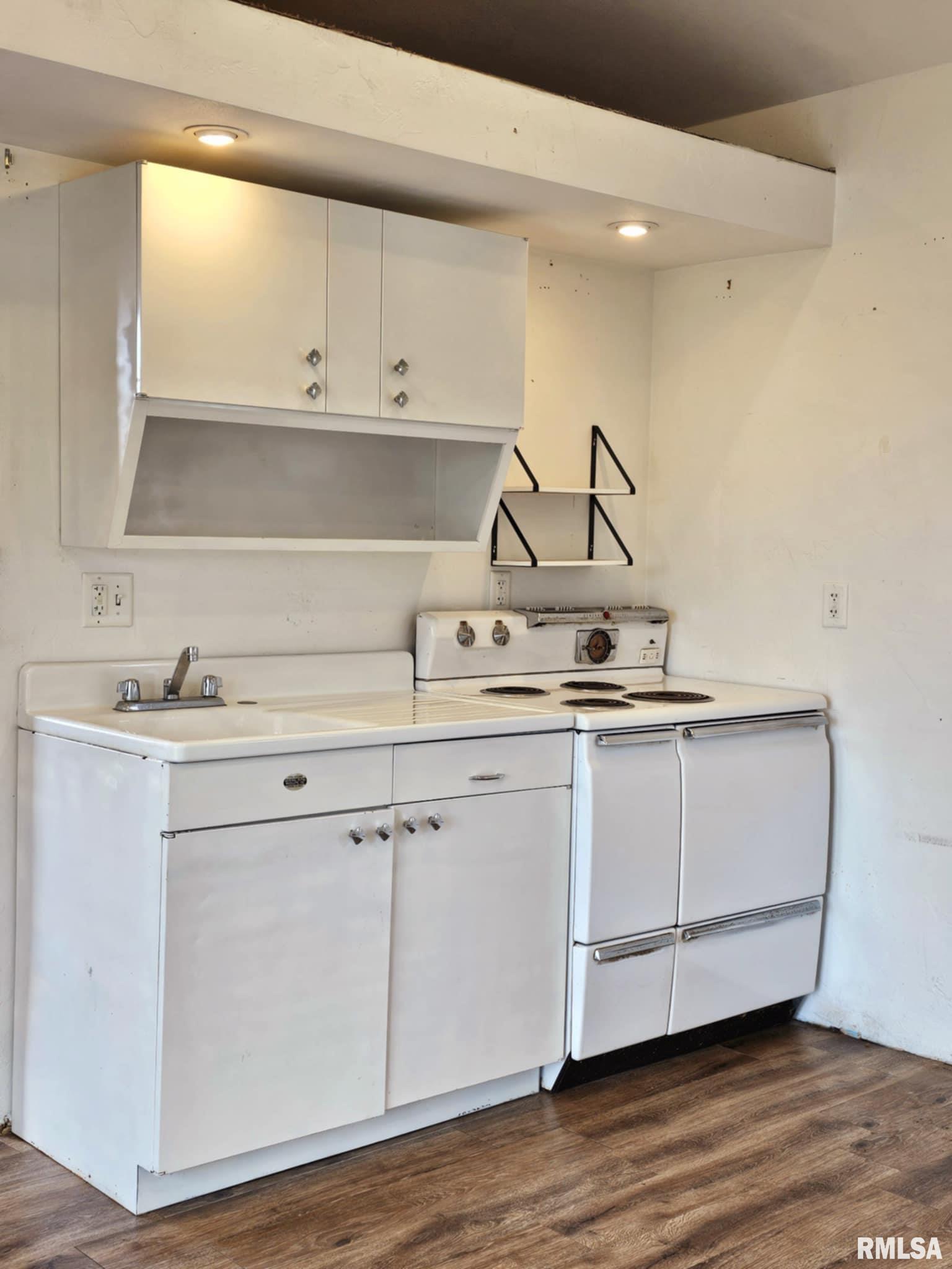 707 South Walnut Street Delavan, IL 61734 - Photo 16 of 22 Gallery Image 16