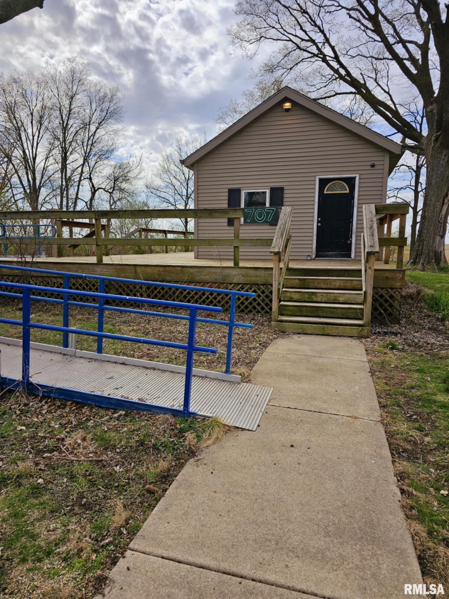 707 South Walnut Street Delavan, IL 61734 - Photo 3 of 22 Gallery Image 3