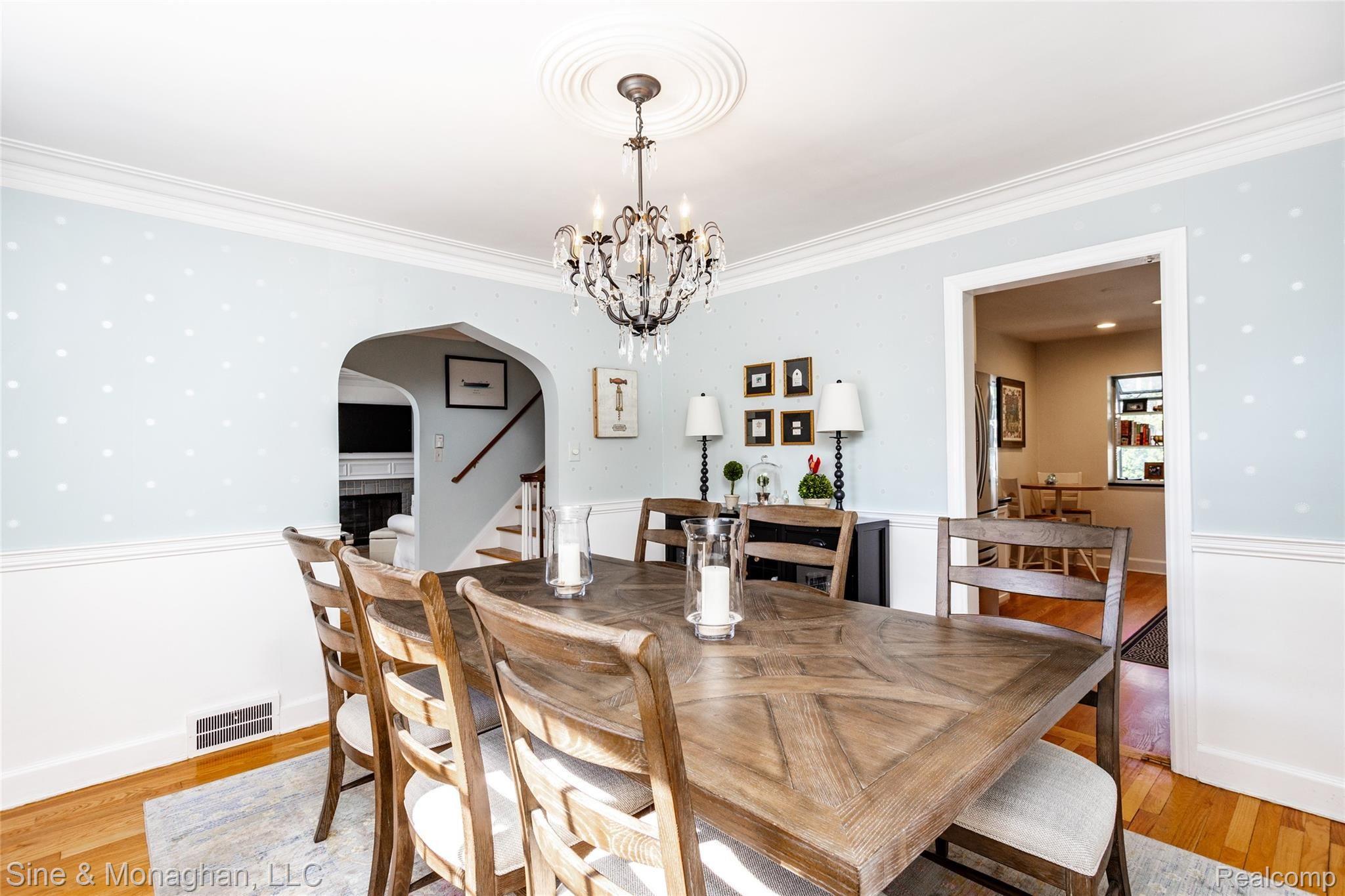 978 Westchester Road Grosse Pointe, MI 48230 - Photo 13 of 48 978 Westchester L026.jpg