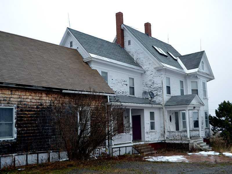 222 Ross Ridge Road Houlton, ME 04730 - Photo 3 of 35 Exterior Side View.