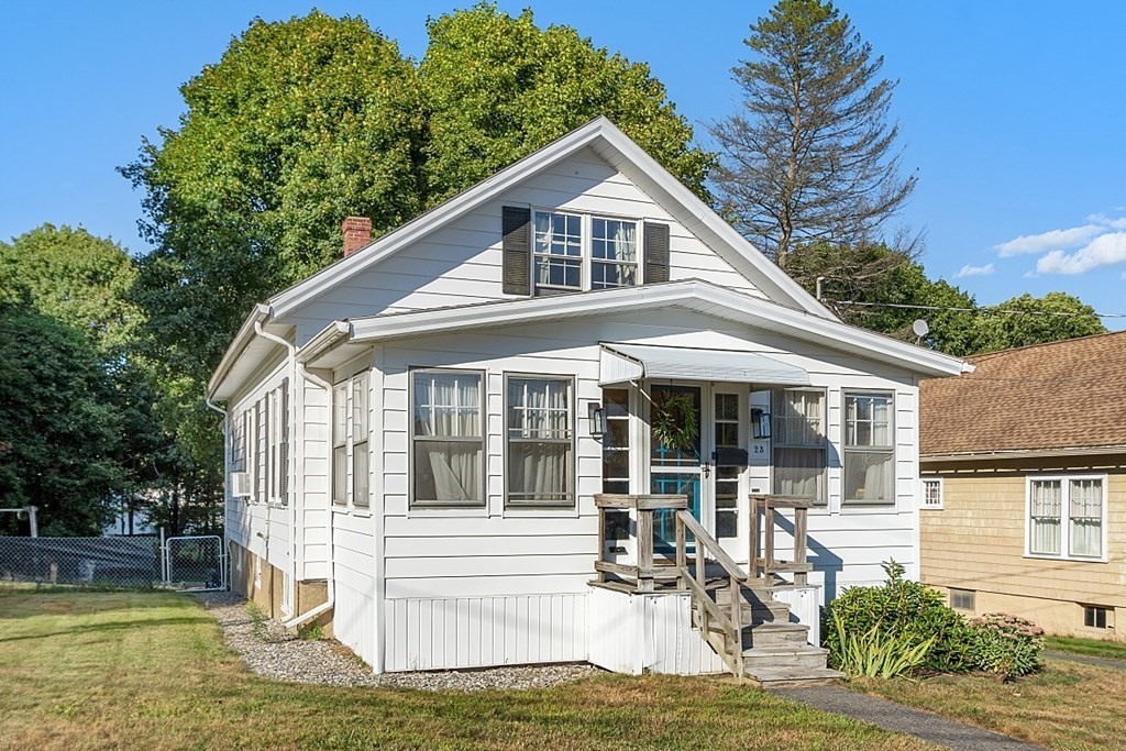 23 Bennett Road Gardner, MA 01440 - Photo 3 of 34 Gallery Image 3