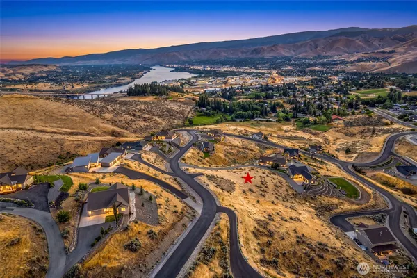 $335,000 | 3775 Sky Crest Ln., Wenatchee, WA 98801