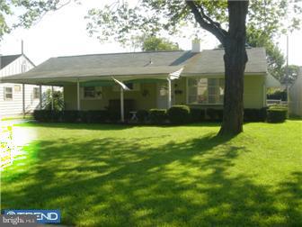 236 Cardiff Road Fairless Hills, PA 19030 - Photo 6 of 6 Gallery Image 6