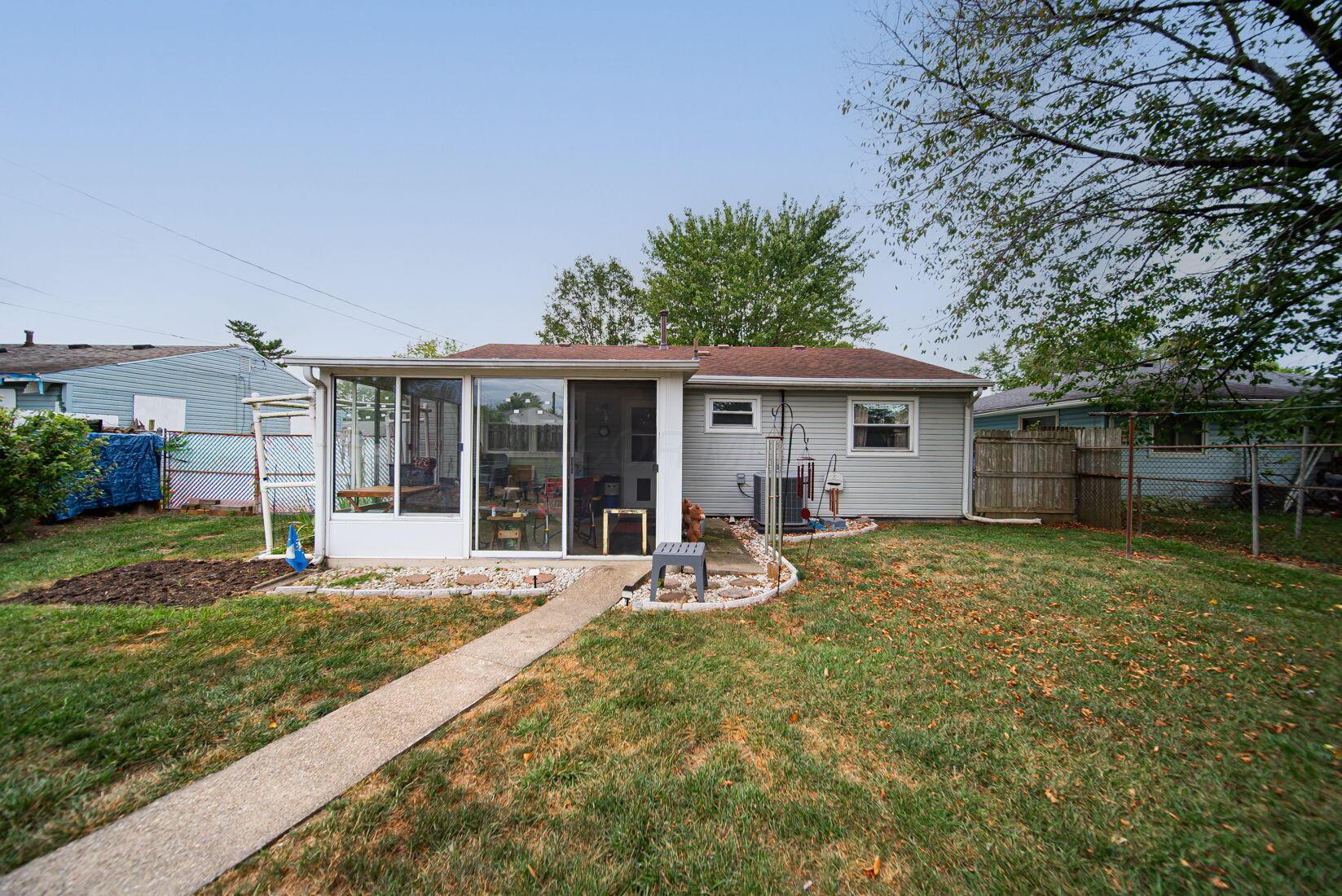 2488 Navarre Road Columbus, OH 43207 - Photo 20 of 21 4-web-or-mls-Elton Davis Jr - 2488 Navar