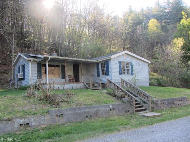 441 Caseys Branch Road Purlear, NC 28665 - Photo 1 of 13 Main View