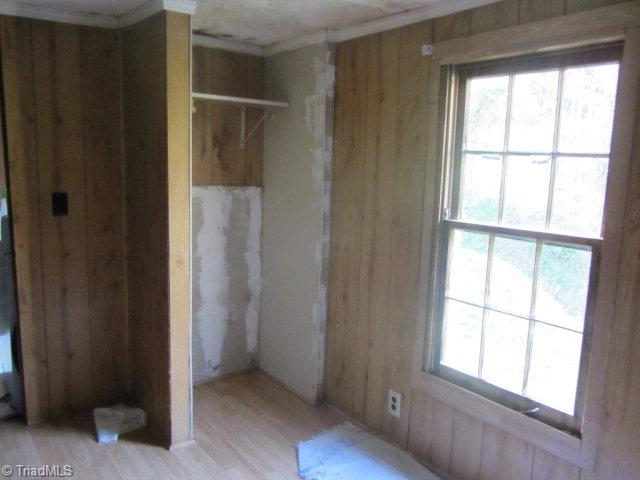 441 Caseys Branch Road Purlear, NC 28665 - Photo 8 of 13 Gallery Image 8
