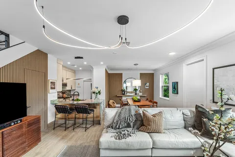 $549,999 | 848 Southeast 4th Court, Deerfield Beach, FL 33441