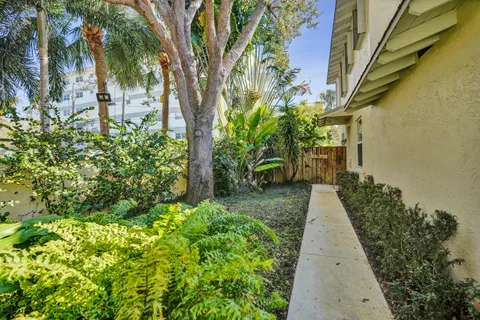 $549,999 | 848 Southeast 4th Court, Deerfield Beach, FL 33441