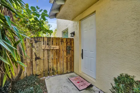 $549,999 | 848 Southeast 4th Court, Deerfield Beach, FL 33441