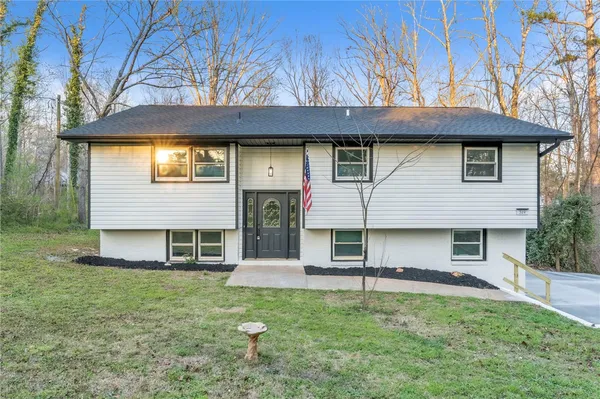 $320,000 | 319 South E 143, Seneca, SC 29672