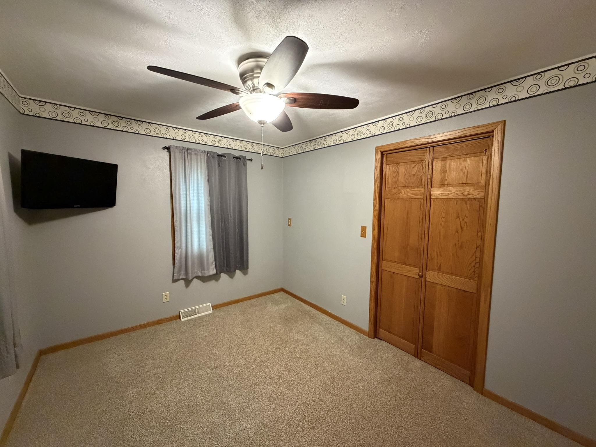 2472 West Red Oak Road Freeport, IL 61032 - Photo 33 of 54 Gallery Image 33
