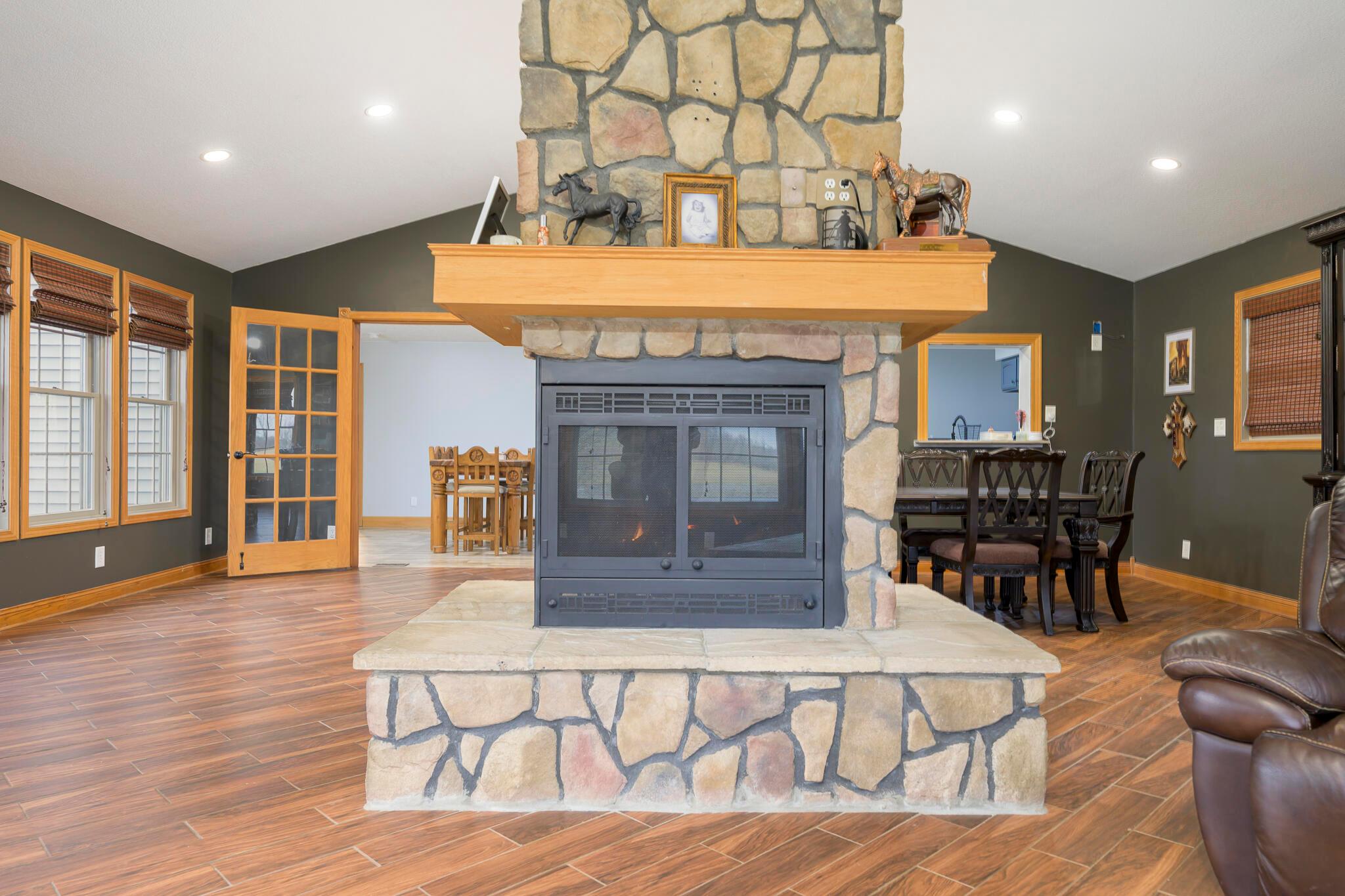 23481 Fairmount Road Waynesfield, OH 45896 - Photo 13 of 76 23481 Fairmount Road (12)