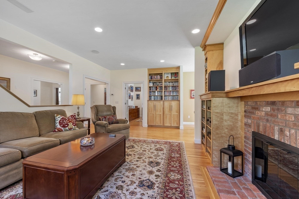 26 Corn Road Bolton, MA 01740 - Photo 13 of 35