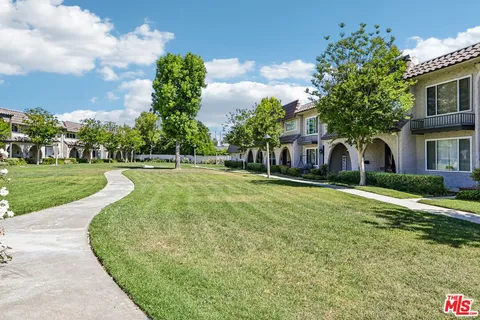 $625,000 | 24249 La Glorita Circle, Newhall, CA 91321