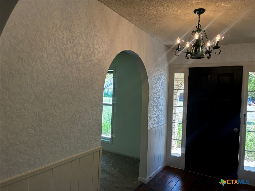 104 Skipcha Trail Lampasas, TX 76550 - Photo 10 of 40