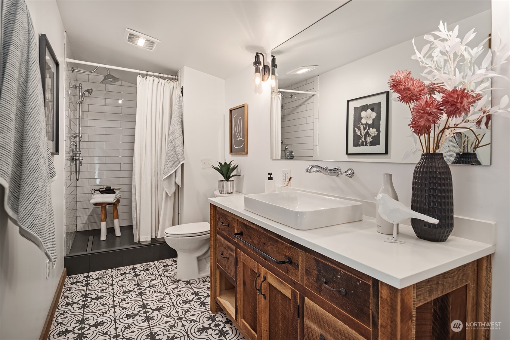 8606 238th Street Southwest Edmonds, WA 98026 - Photo 16 of 35