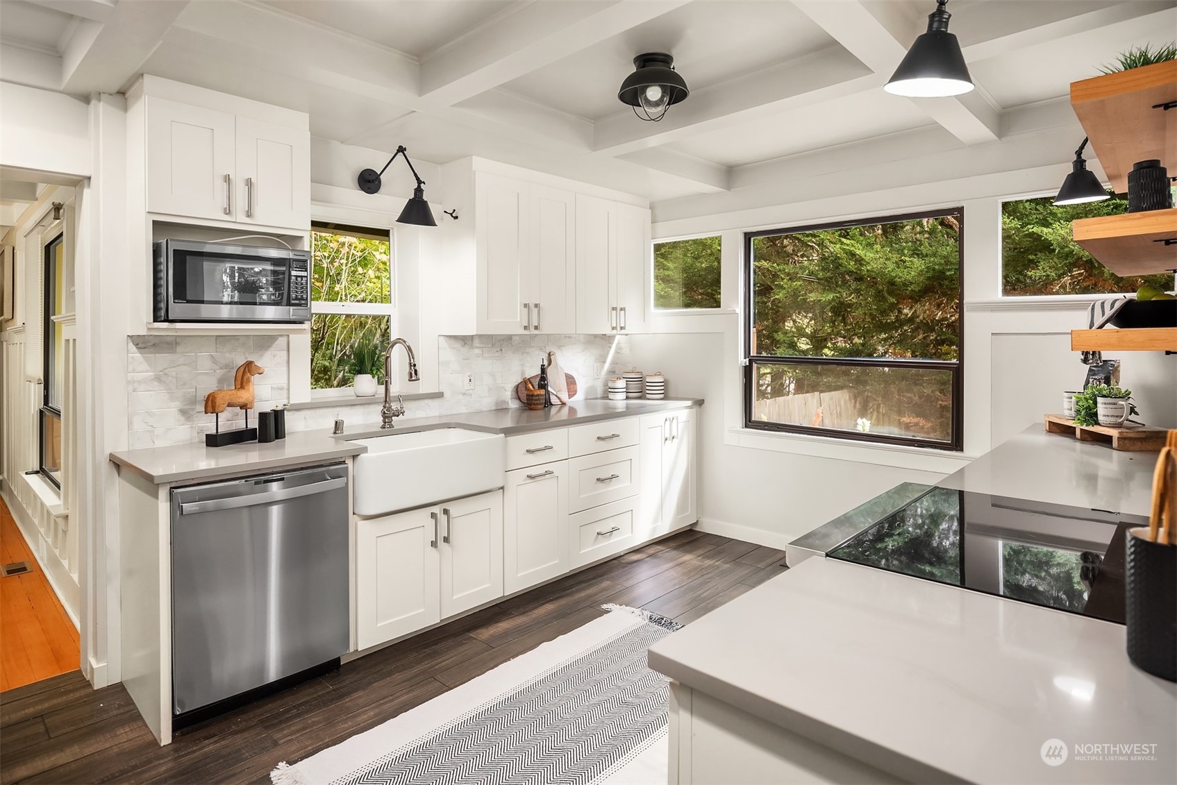 8606 238th Street Southwest Edmonds, WA 98026 - Photo 2 of 35