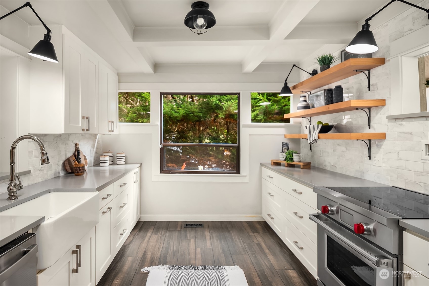 8606 238th Street Southwest Edmonds, WA 98026 - Photo 3 of 35