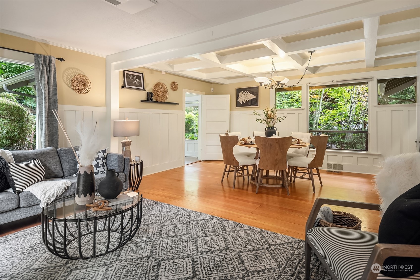 8606 238th Street Southwest Edmonds, WA 98026 - Photo 9 of 35