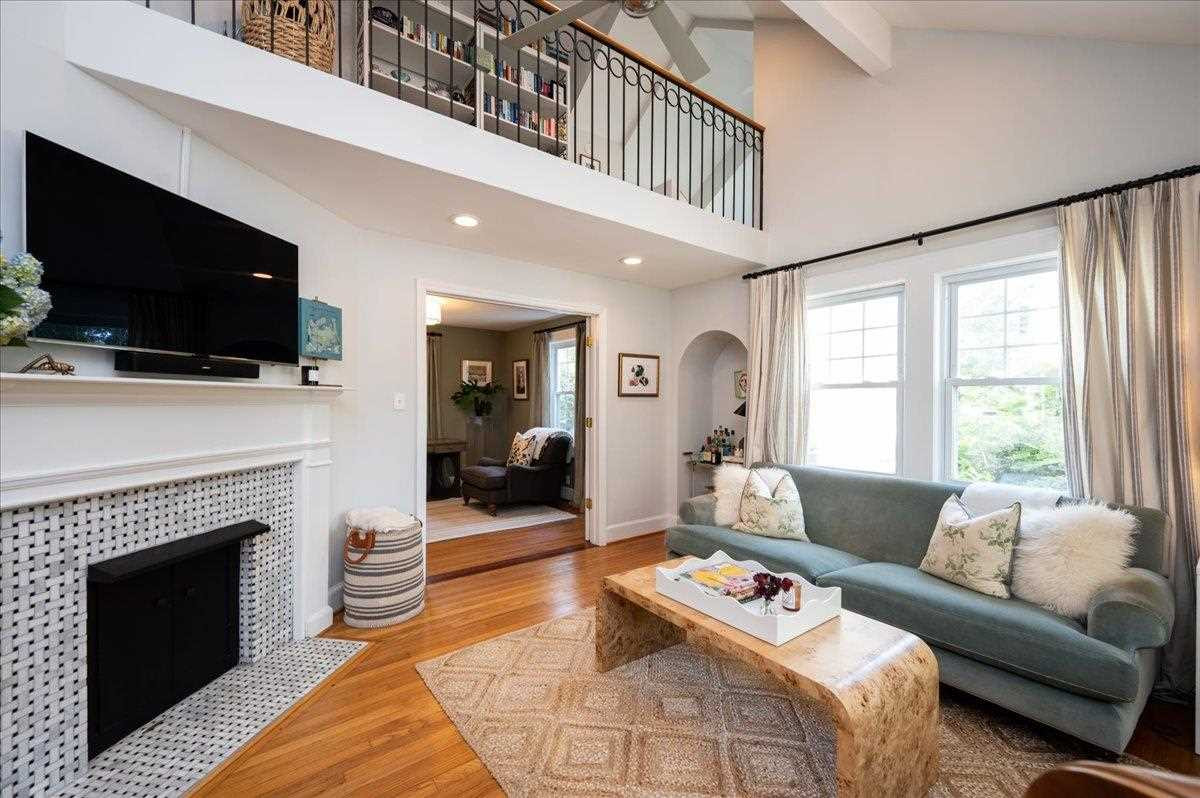 1609 Carson Street Raleigh, NC 27608 - Photo 3 of 30 Photo 3