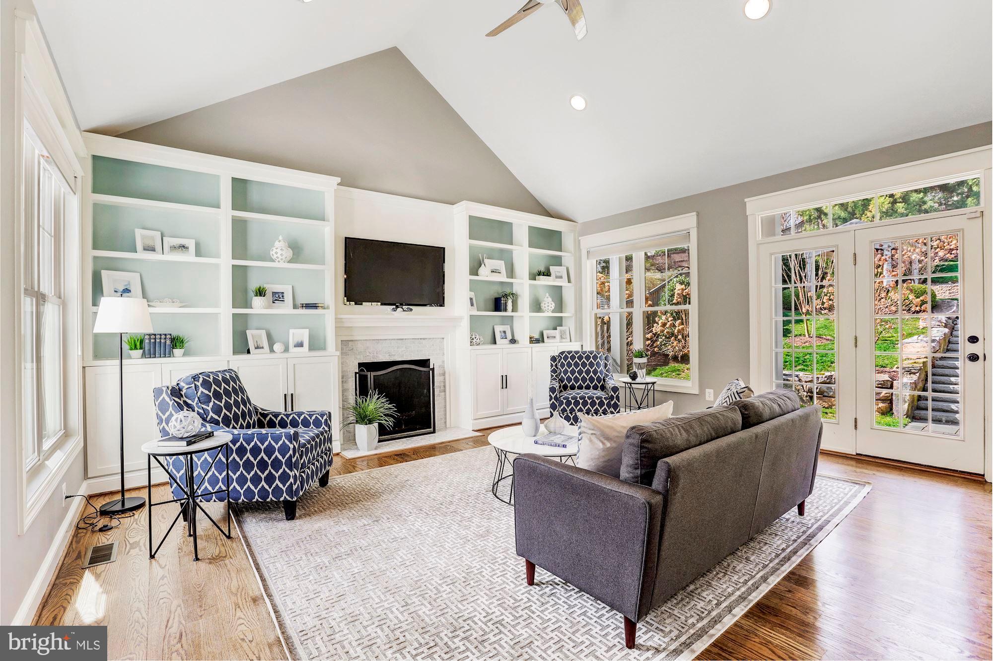 1902 Valley Wood Road McLean, VA 22101 - Photo 16 of 46 Family Room