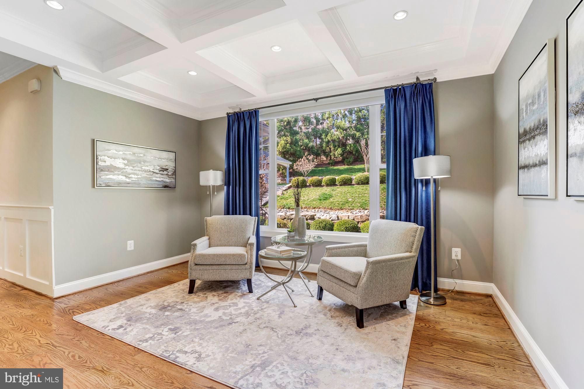 1902 Valley Wood Road McLean, VA 22101 - Photo 18 of 46 Living Room