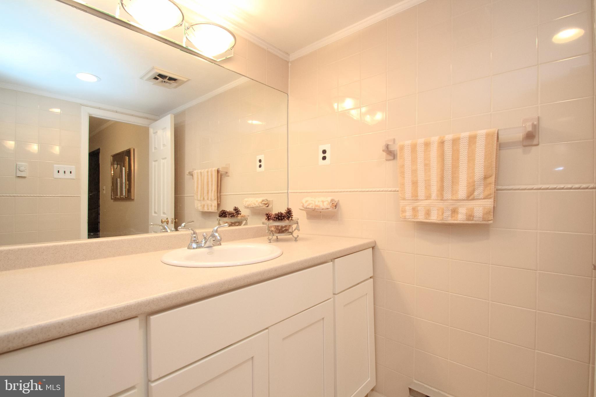 1341 Mettler Road Huntingdon Valley, PA 19006 - Photo 46 of 54 Gallery Image 46