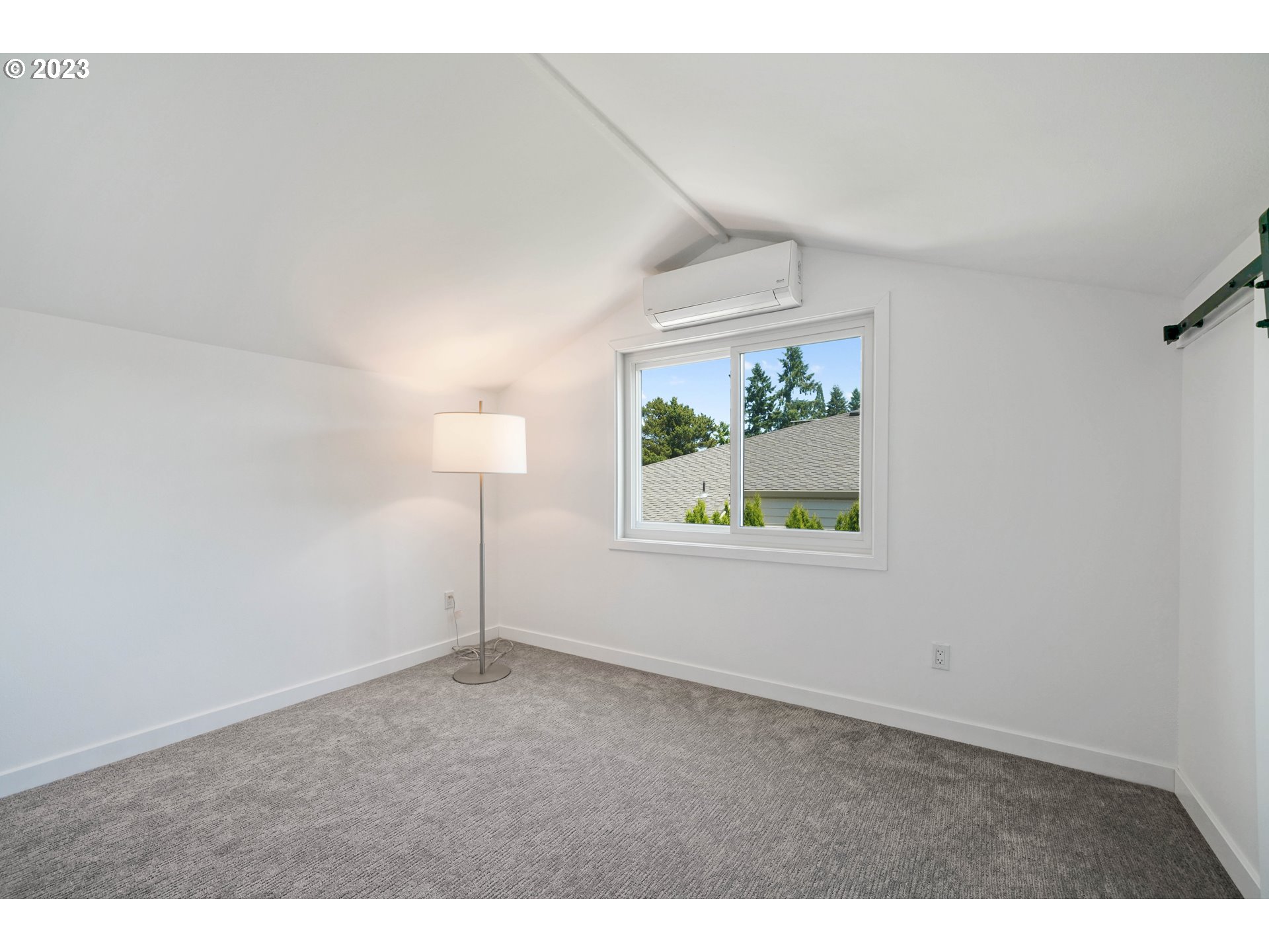 32220 Southwest Boones Bend Road Wilsonville, OR 97070 - Photo 21 of 24 Gallery Image 21