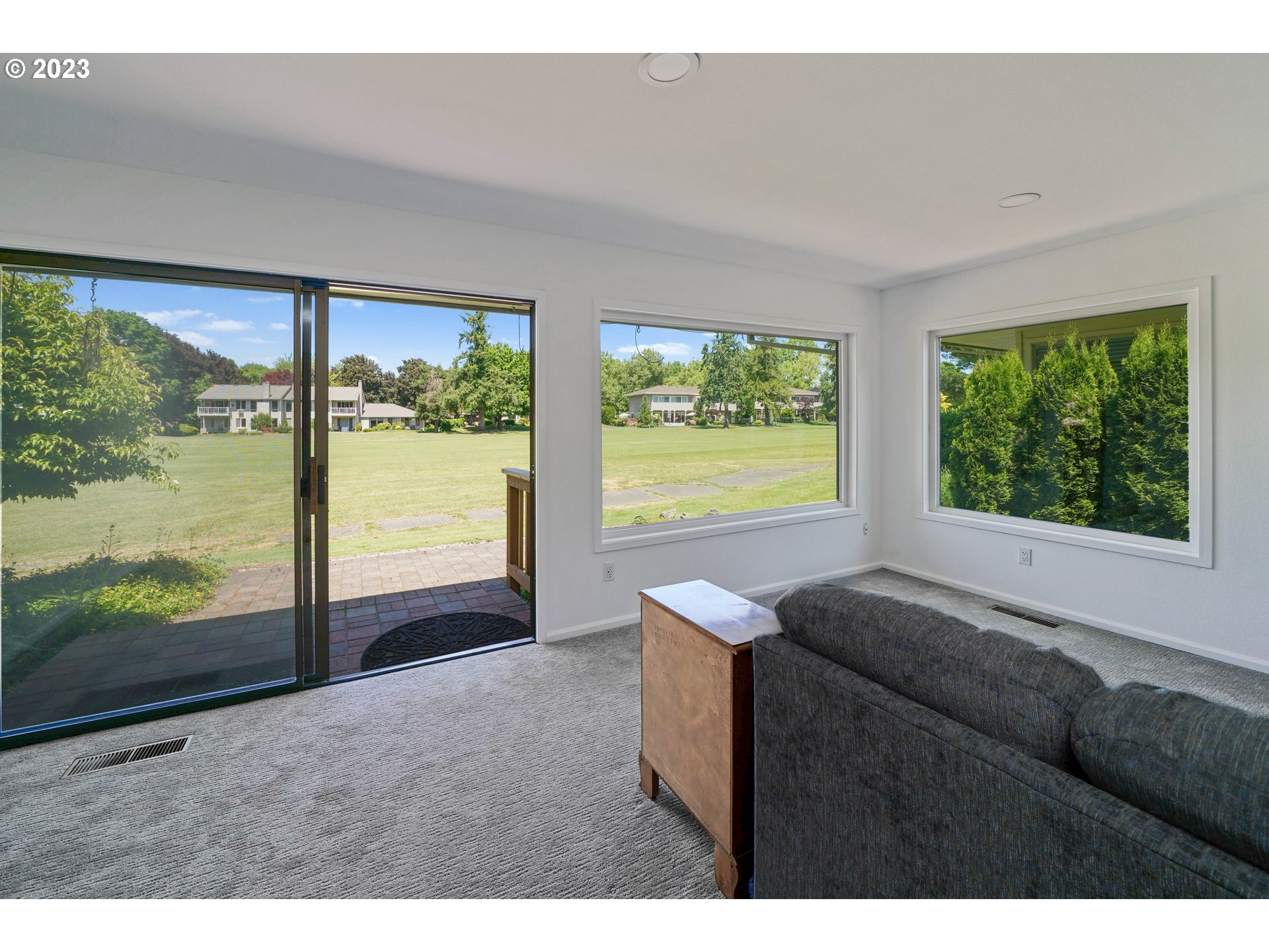 32220 Southwest Boones Bend Road Wilsonville, OR 97070 - Photo 4 of 24 Gallery Image 4