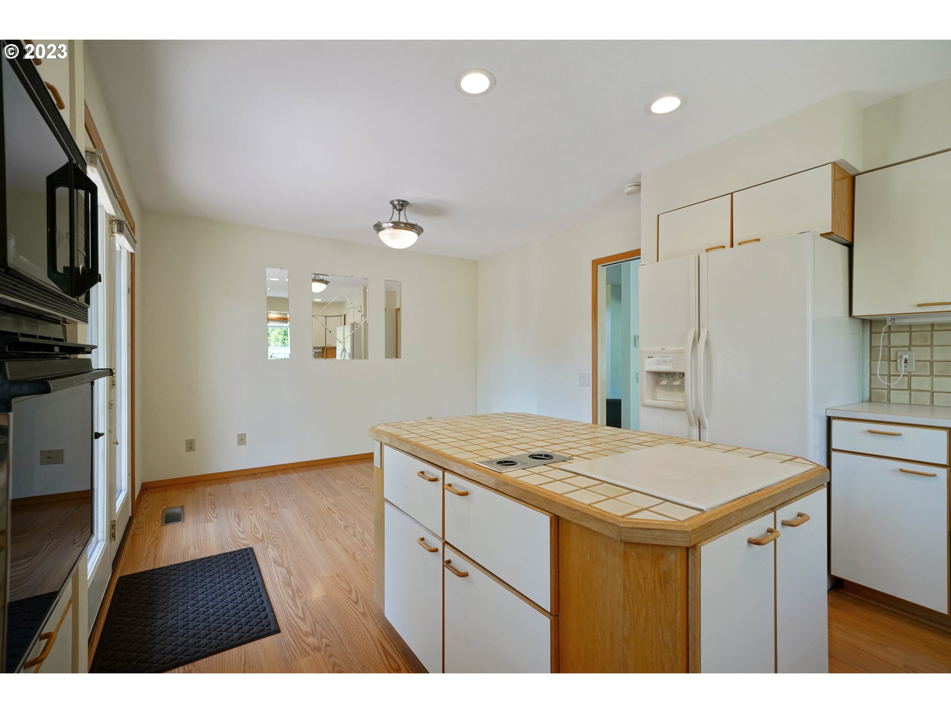 32220 Southwest Boones Bend Road Wilsonville, OR 97070 - Photo 10 of 24 Gallery Image 10