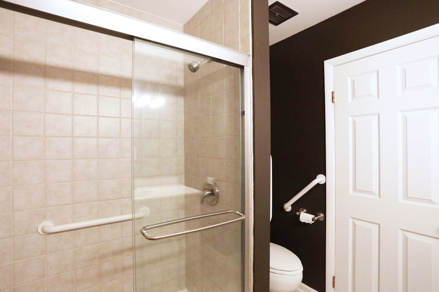 1324 Chartwell Road Schaumburg, IL 60169 - Photo 22 of 36
