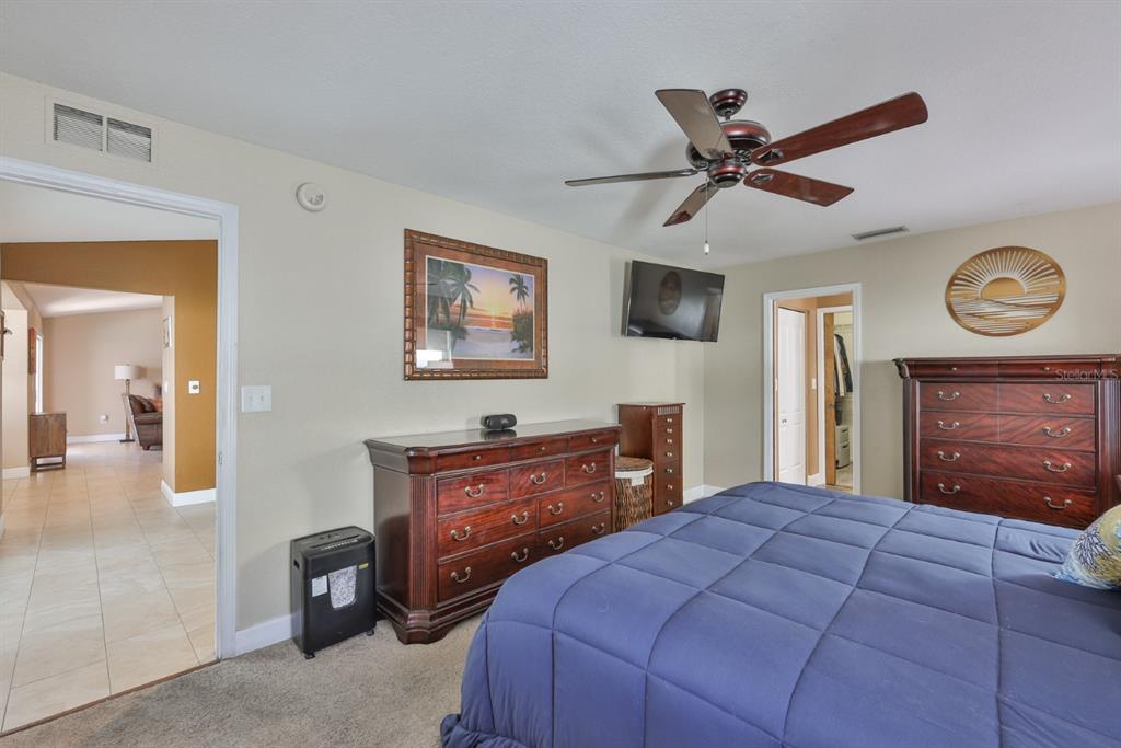 9275 133rd Street Seminole, FL 33776 - Photo 23 of 58