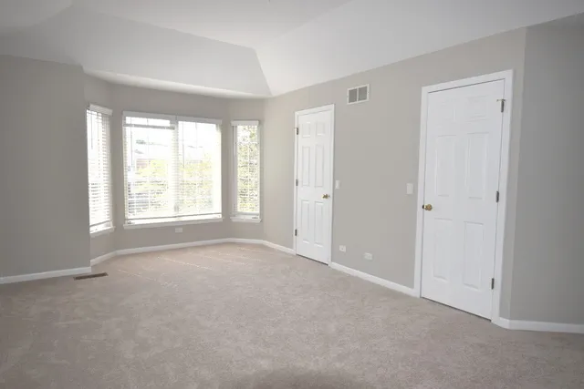 $3,500 | 366 Town Pl Circle, Unit 366, Buffalo Grove, IL 60089