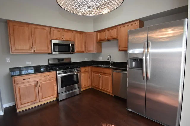 $3,500 | 366 Town Pl Circle, Unit 366, Buffalo Grove, IL 60089