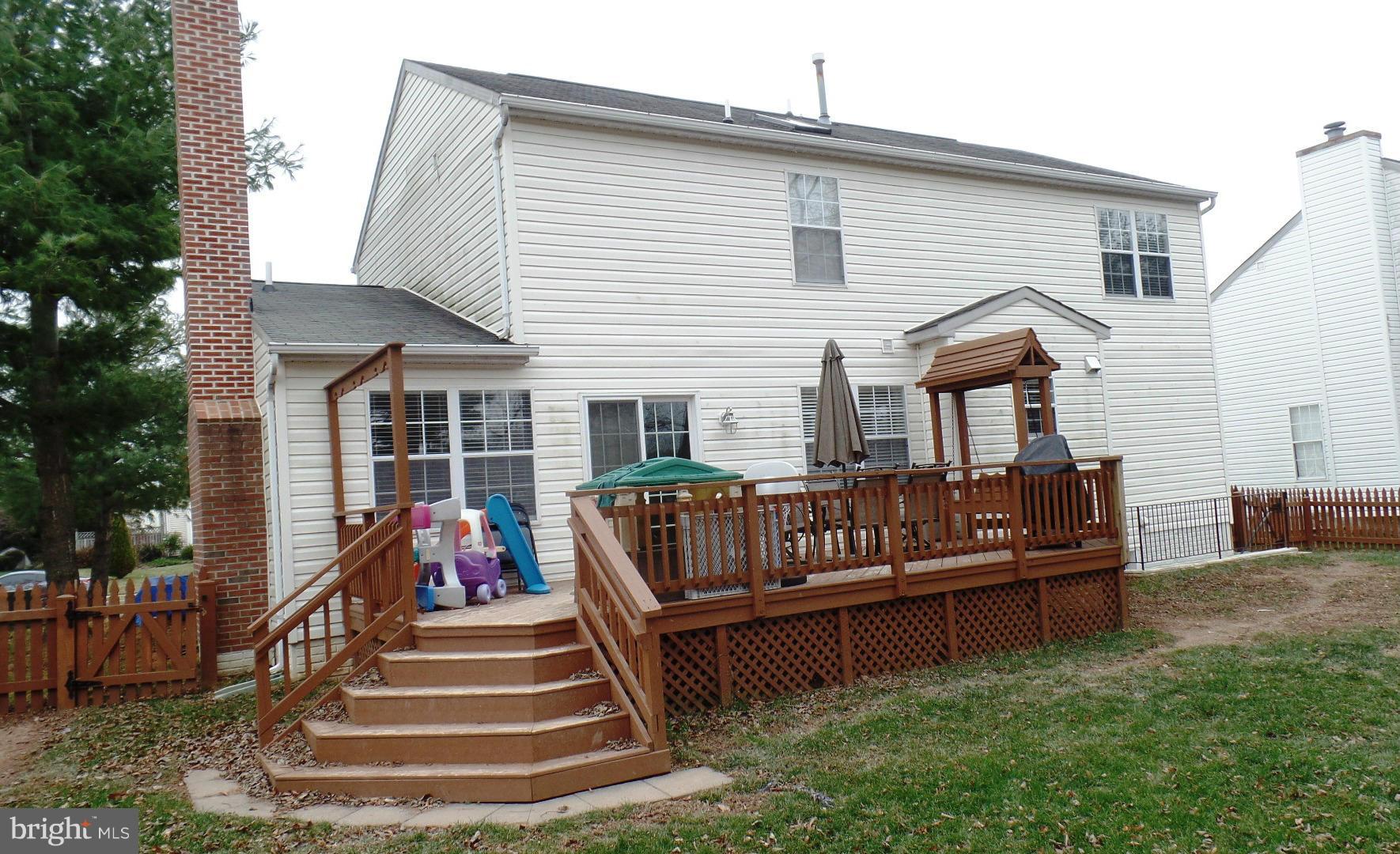 615 Hunting Ridge Drive Frederick, MD 21703 - Photo 12 of 13 Exterior (Rear)