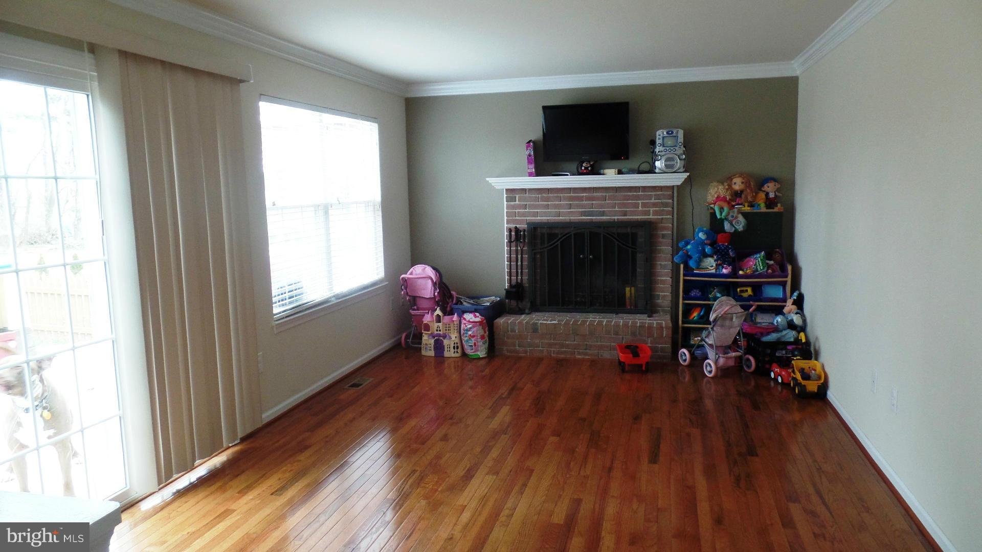 615 Hunting Ridge Drive Frederick, MD 21703 - Photo 6 of 13 Family Room