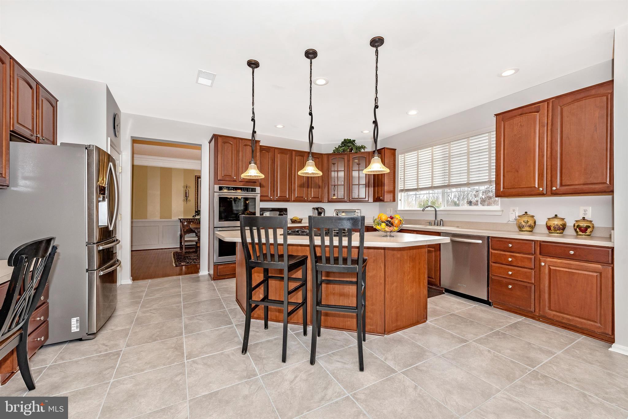 18304 Cornflower Road Boyds, MD 20841 - Photo 17 of 49 Lots of countertop space, double ovens!