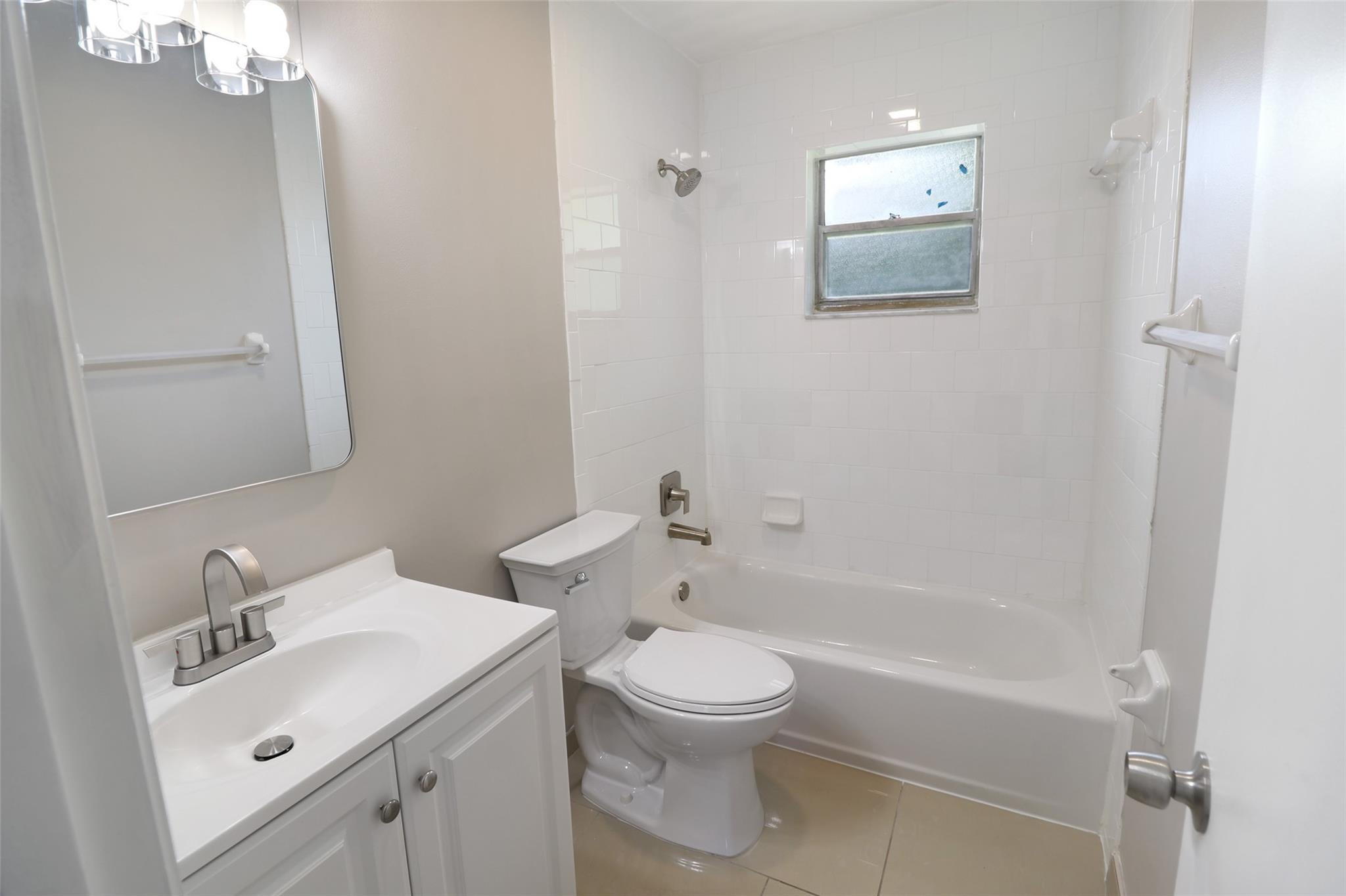 5654 Papaya Road West Palm Beach, FL 33413 - Photo 11 of 13 Photo 11