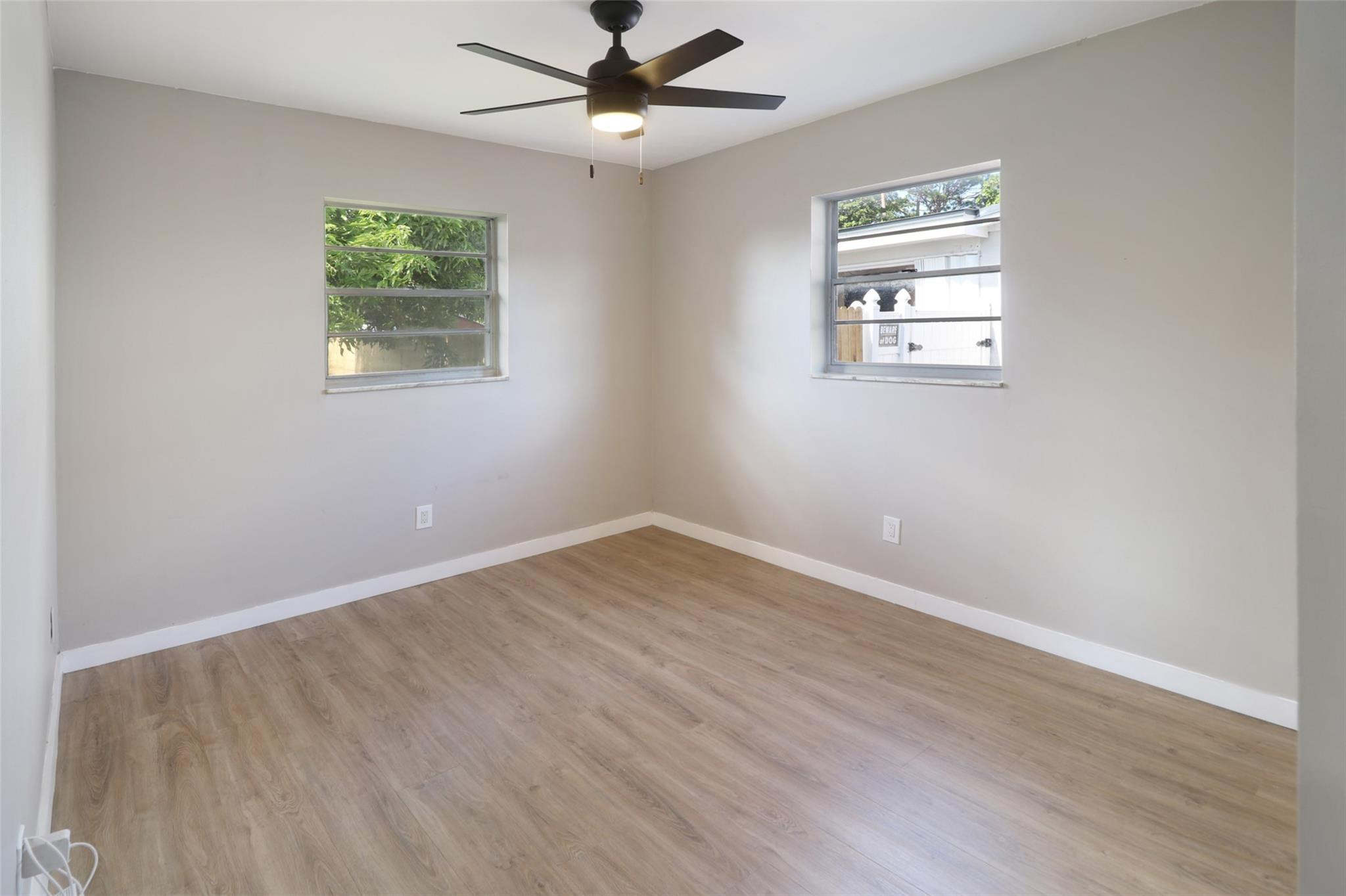 5654 Papaya Road West Palm Beach, FL 33413 - Photo 10 of 13 Photo 10