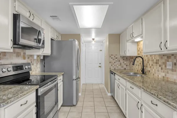 $194,000 | 16906 Timberwork Road, Unit 161, Spring, TX 77379