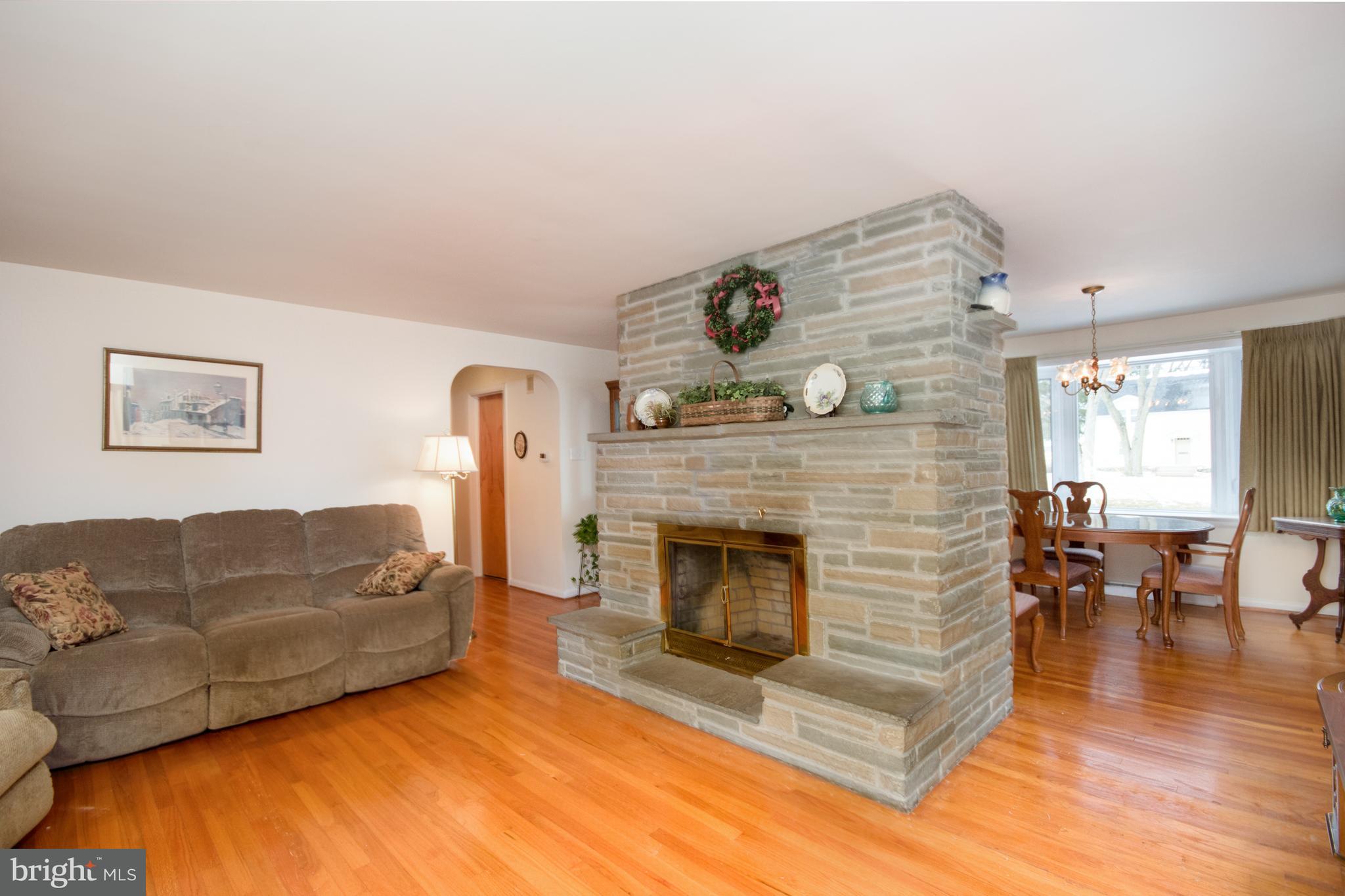 801 Lititz Road Manheim, PA 17545 - Photo 3 of 28 Gallery Image 3