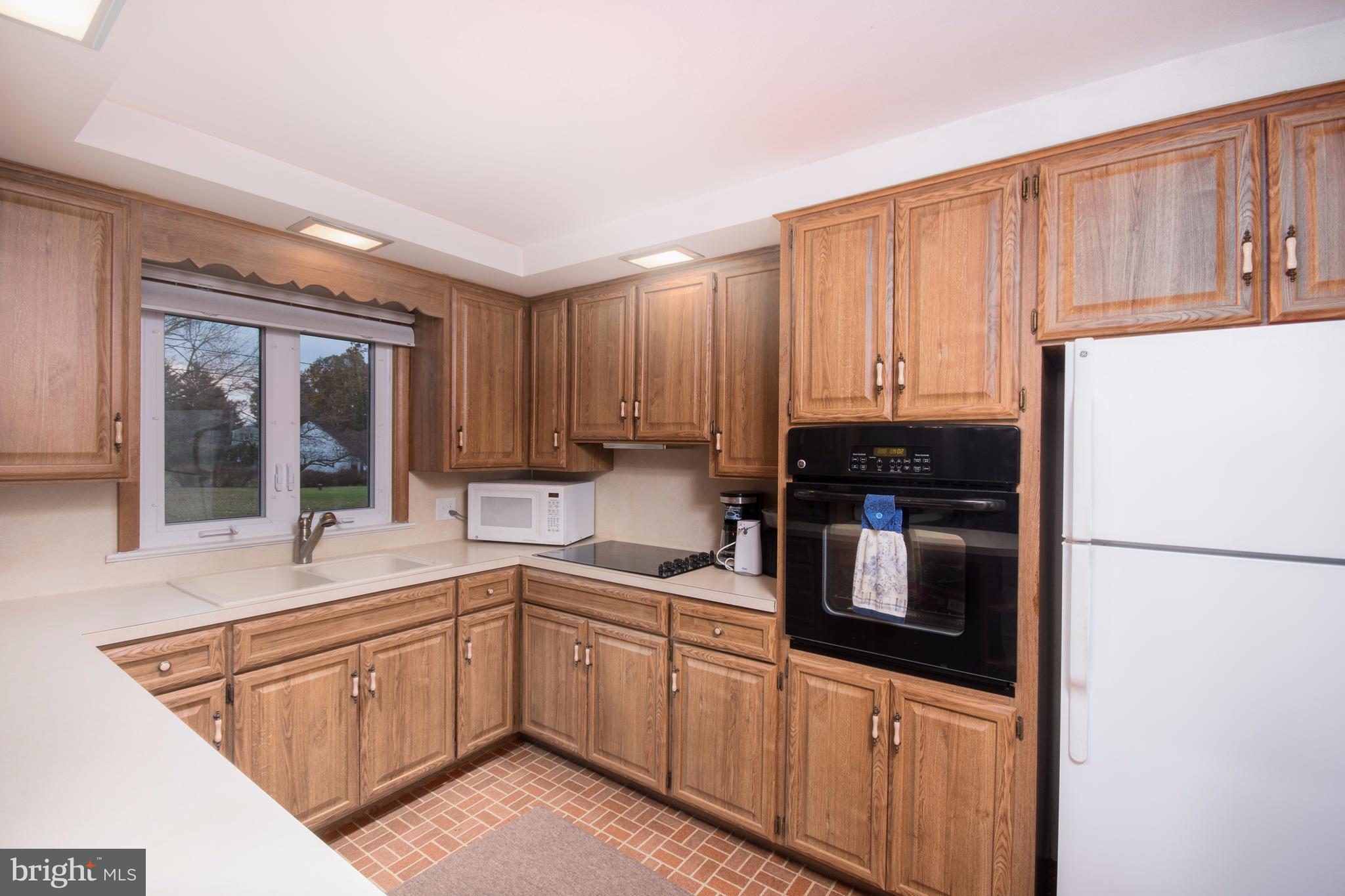 801 Lititz Road Manheim, PA 17545 - Photo 6 of 28 Gallery Image 6