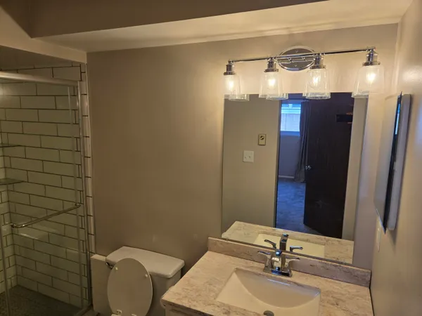 $199,900 | 1512 Normandy Road, Unit 105, Clawson, MI 48017