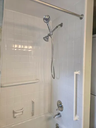 $199,900 | 1512 Normandy Road, Unit 105, Clawson, MI 48017